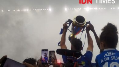 Aksi Spektakuler Kuipers & Ciro: Viking Clap Persib