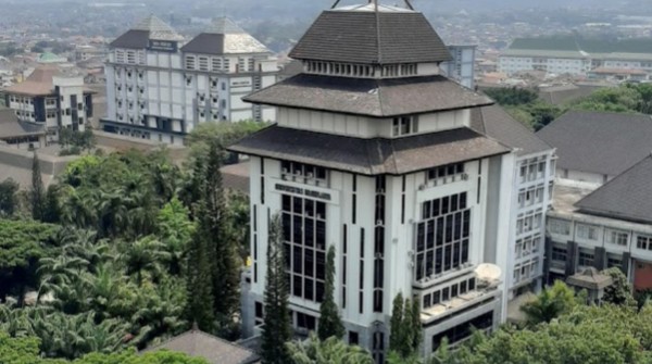 Asisten Peneliti UB 2025: Daftar Sekarang, Raih Peluang Emas!