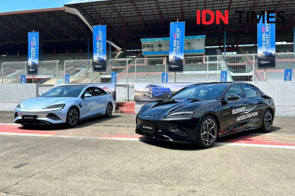 BYD Seal Terbakar Jakarta Barat: Misteri Penyebab Kebakaran Terungkap?