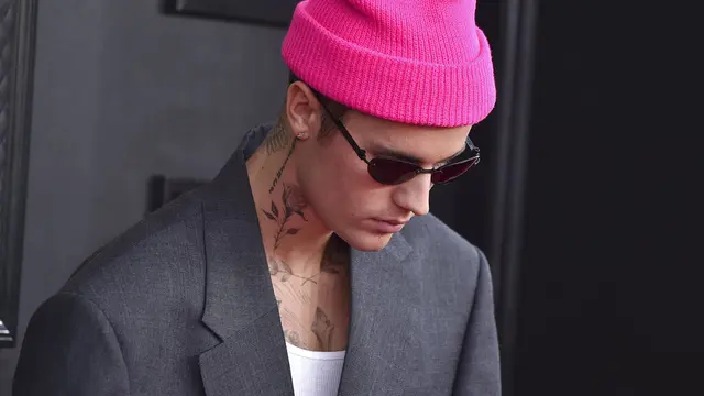 Justin Bieber Jual Katalog Musik? Krisis Keuangan Mengancam?