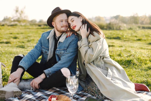 Pasangan Ideal Taurus? 5 Zodiak Ini Bikin Kamu Jatuh Cinta