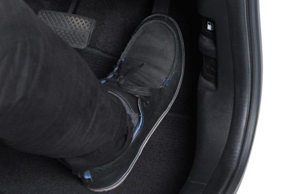 Rem Mobil Kurang Pakem? 5 Tips Aman Berkendara Sekarang