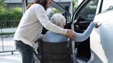 Tips Aman Mudik: Bawa Lansia Nyaman & Sehat Sampai Tujuan