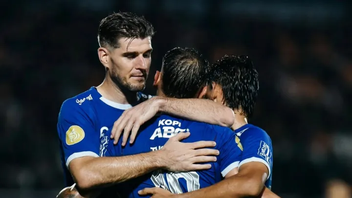 Ciro Alves Hengkang? 4 Pemain Persib Resmi Dilepas!