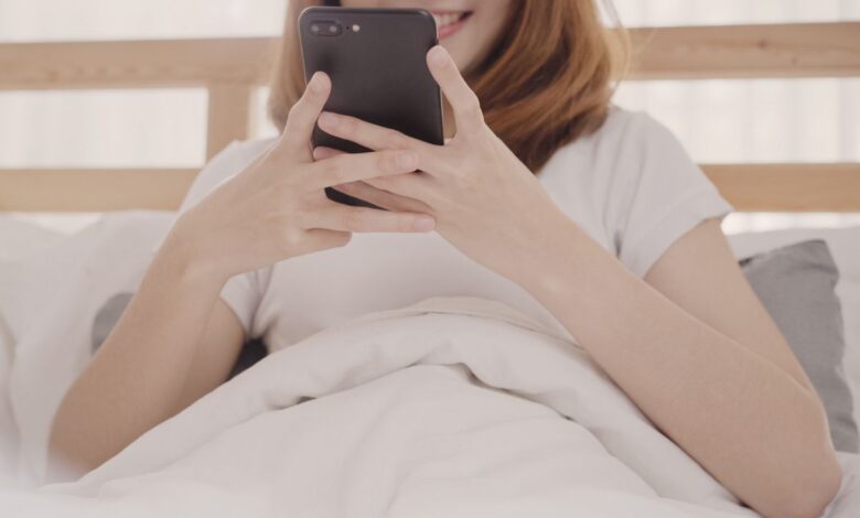 Gen Z China: Burnout, Tikus Kantor, dan Perlawanan Mereka