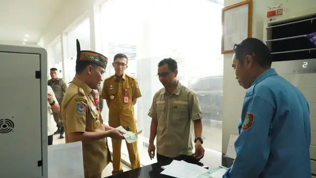 Gubernur Basmi Pungli Samsat Palangka Raya: Sidak Ungkap Praktik Calo
