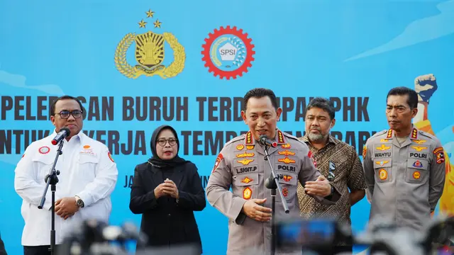 Kapolri Bantu 700 Buruh PHK: Kembali Kerja, Raih Sukses!