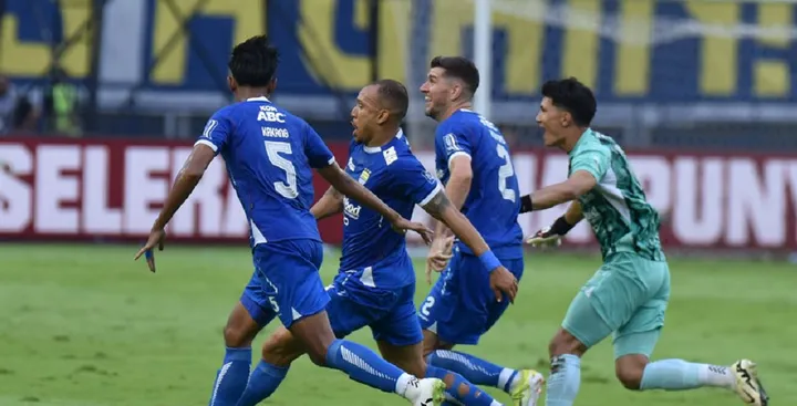 Persib Berbenah! 7 Pemain Hengkang, Bursa Transfer Liga 1 Panas