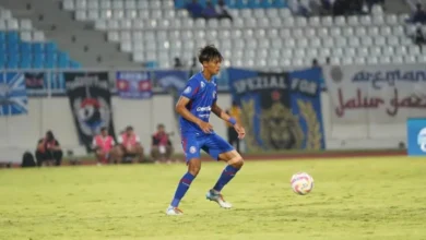Persib Rekrut Bek Muda Arema? Transfer Mengejutkan Segera Terjadi