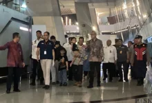 Pulang! 11 WNI Dievakuasi dari Iran, Kisah Haru Perjalanan Panjang
