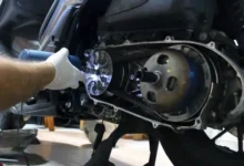 Rahasia Motor Awet Musim Hujan: 5 Tips Jitu Perawatan Busi