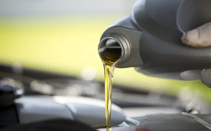 Rahasia Oli Mesin Terbaik Motor Matic: Performa Maksimal Terjamin
