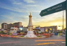 Rahasia Tersembunyi Yogyakarta: Desa Miskin "Permata Jawa" & Utang Bupati