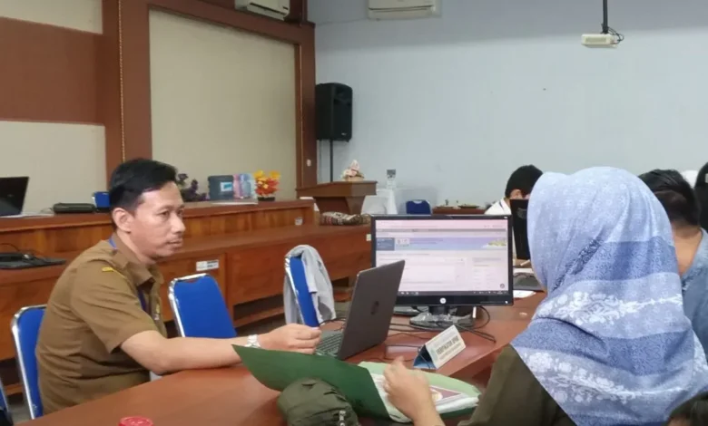 Ramai! Orang Tua Serbu Pendaftaran Siswa Baru Lebak Hari Pertama