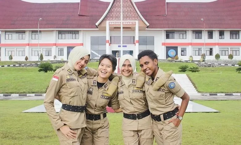 Sekolah Kedinasan 2025: Bebas UTBK, Daftar 29 Juni!
