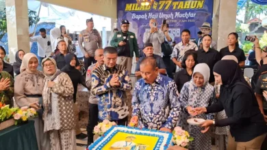 Ulang Tahun Umuh Muchtar: Doel Sumbang Ramaikan Perayaan Persib