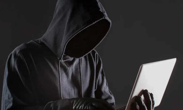 Waspada! Modus Penipuan SMS Palsu & Phising OJK Merajalela, Ratusan Korban!