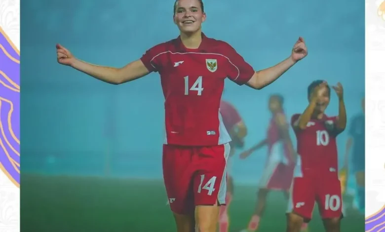 Gol Debut Isa Warps: Persembahan Haru untuk Nenek Tercinta