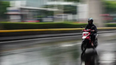 Hujan Deras Terus? BMKG Jelaskan Anomali Cuaca Ekstrem